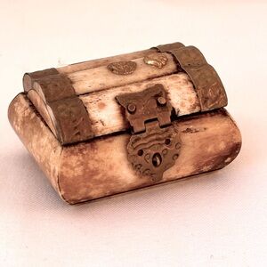 Vintage Indian Carved Bone & Brass Hinged
Trinket Box